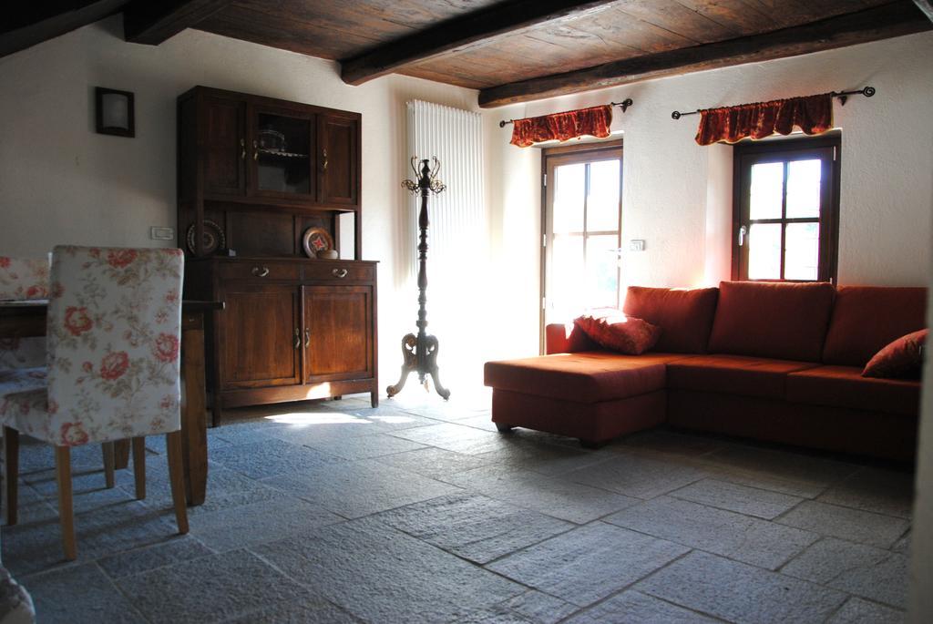 Sere Di Sosta Bagnolo Piemonte Bagian luar foto